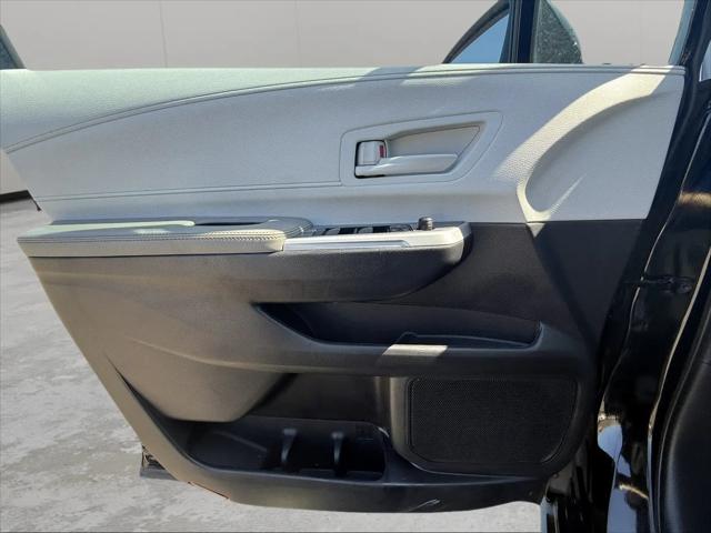 2025 Toyota Sienna LE