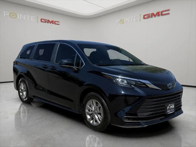 2025 Toyota Sienna LE for sale in Penns Grove, NJ
