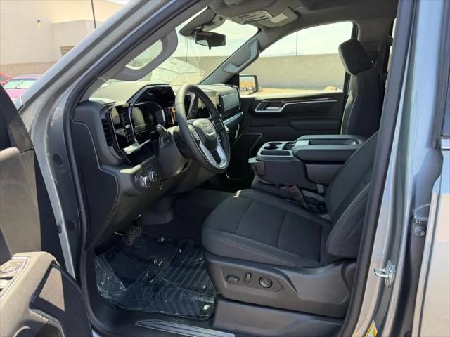 2026 GMC Sierra 1500 Double Cab, Standard Bed, SLE, RWD