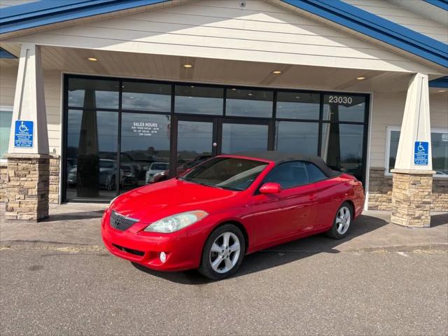 2004 Toyota Camry SLE for sale in Loretto, MN