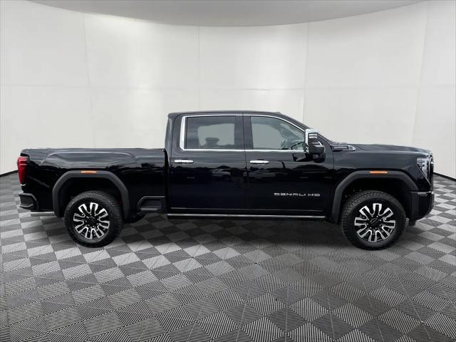 2026 GMC Sierra 2500HD Crew Cab, Standard Bed, Denali Ultimate, 4WD