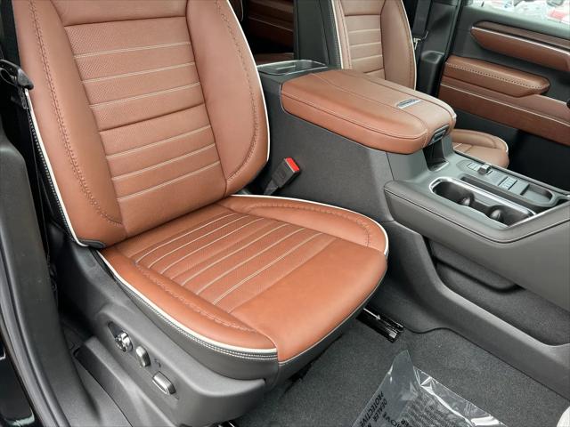 2026 GMC Sierra 2500HD Crew Cab, Standard Bed, Denali Ultimate, 4WD