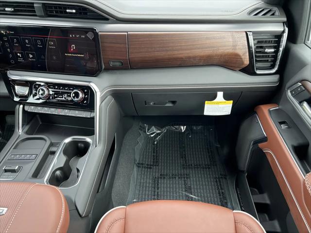 2026 GMC Sierra 2500HD Crew Cab, Standard Bed, Denali Ultimate, 4WD