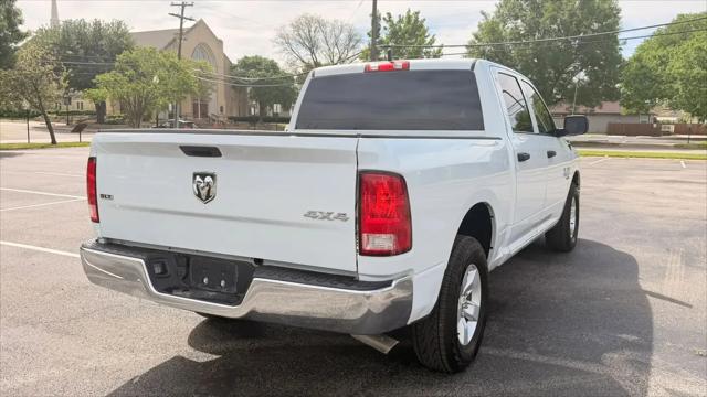 2023 Ram 1500 Classic SLT Crew Cab 4x4 5'7" Box