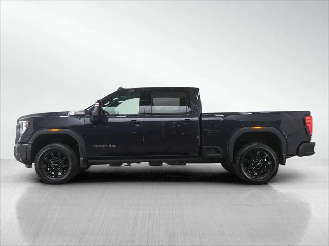 2025 GMC Sierra 2500HD Crew Cab, Standard Bed, AT4, 4WD