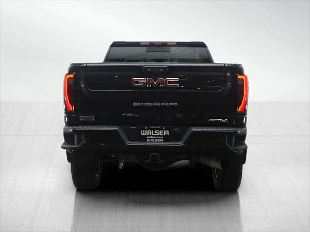 2025 GMC Sierra 2500HD Crew Cab, Standard Bed, AT4, 4WD