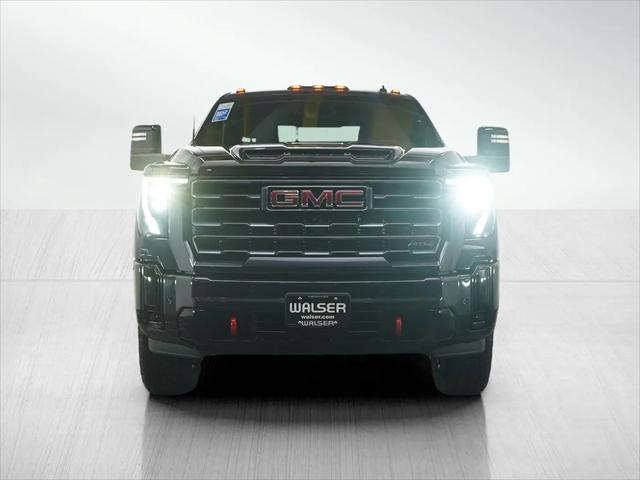2025 GMC Sierra 2500HD Crew Cab, Standard Bed, AT4, 4WD