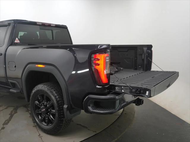 2025 GMC Sierra 2500HD Crew Cab, Standard Bed, AT4, 4WD