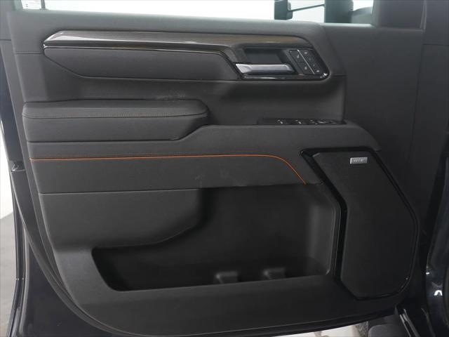 2025 GMC Sierra 2500HD Crew Cab, Standard Bed, AT4, 4WD