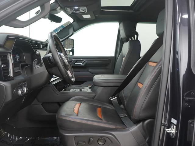 2025 GMC Sierra 2500HD Crew Cab, Standard Bed, AT4, 4WD