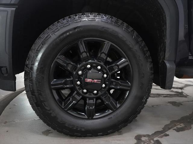 2025 GMC Sierra 2500HD Crew Cab, Standard Bed, AT4, 4WD