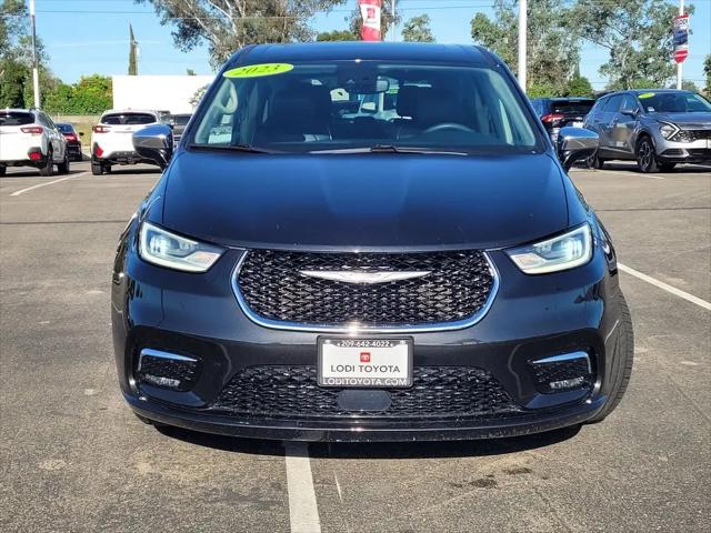 2023 Chrysler Pacifica Hybrid Limited