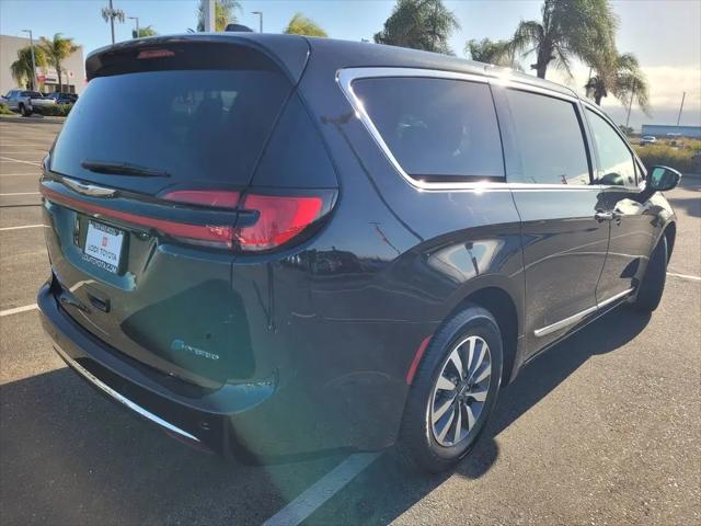 2023 Chrysler Pacifica Hybrid Limited