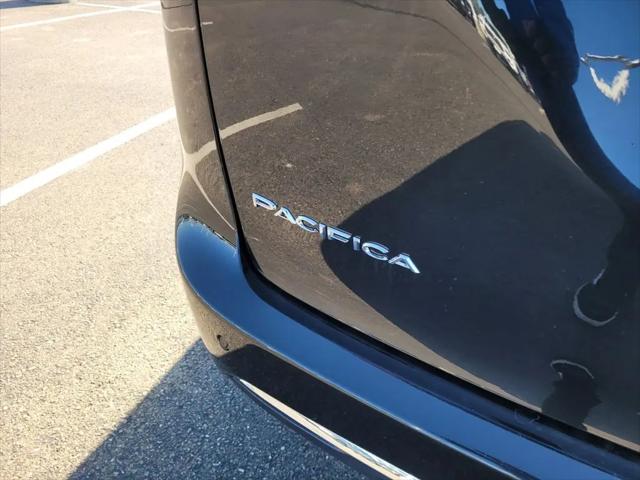 2023 Chrysler Pacifica Hybrid Limited
