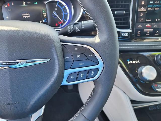 2023 Chrysler Pacifica Hybrid Limited