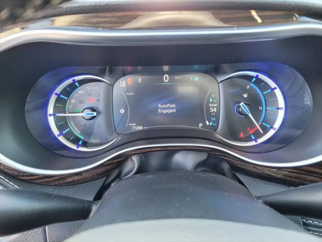 2023 Chrysler Pacifica Hybrid Limited