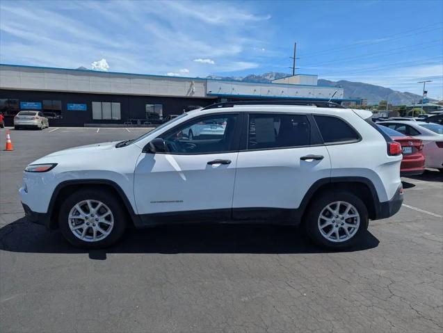 2016 Jeep Cherokee Sport