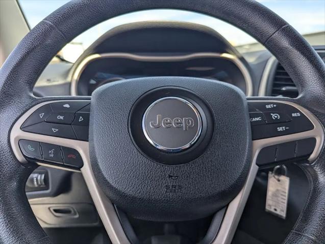 2016 Jeep Cherokee Sport