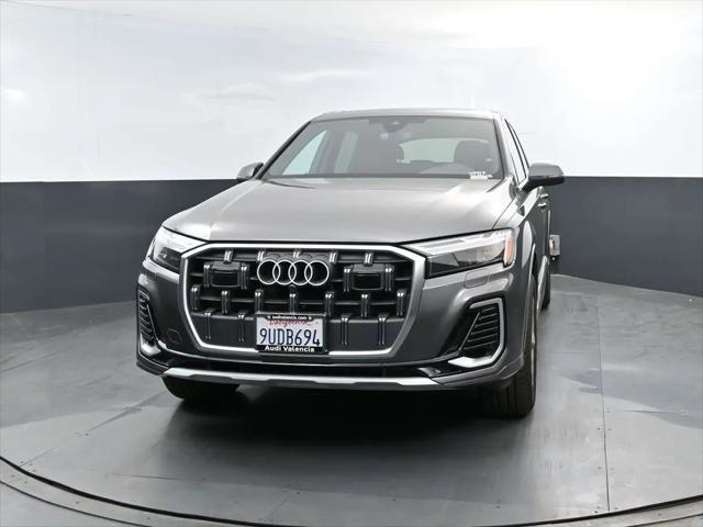 2025 Audi Q7 Premium 45 TFSI quattro Tiptronic