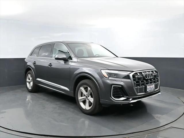 2025 Audi Q7 Premium 45 TFSI quattro Tiptronic