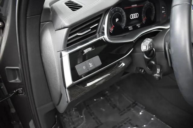 2025 Audi Q7 Premium 45 TFSI quattro Tiptronic