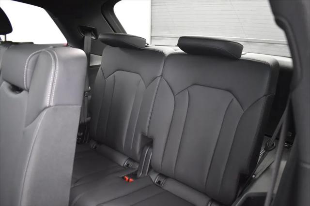 2025 Audi Q7 Premium 45 TFSI quattro Tiptronic