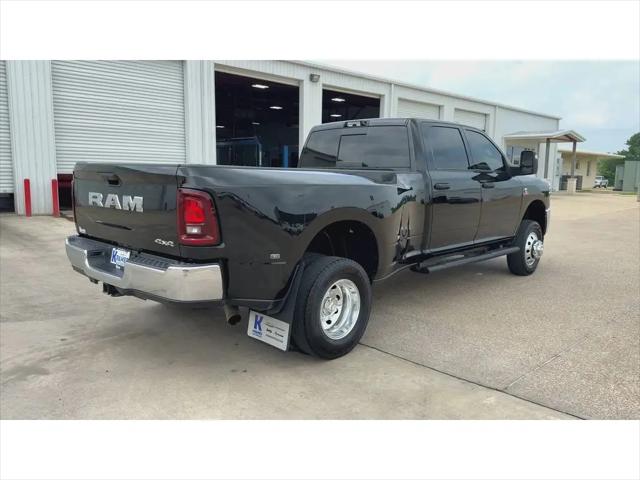 2025 Ram 3500 Tradesman Crew Cab 4x4 8' Box