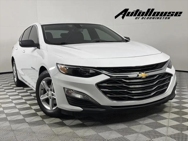 2022 Chevrolet Malibu FWD 1FL for sale in Bloomington, IL