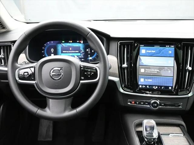 2023 Volvo S90 B6 Ultimate