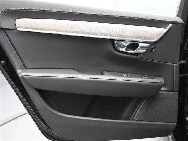 2023 Volvo S90 B6 Ultimate