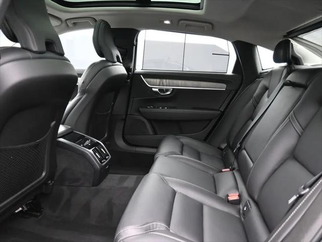 2023 Volvo S90 B6 Ultimate