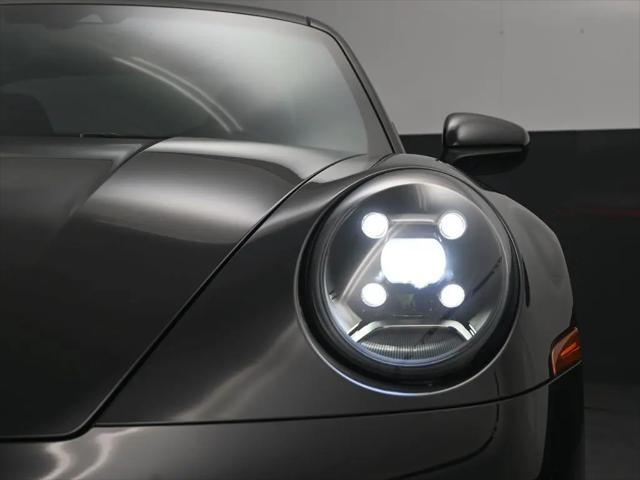 2024 Porsche 911 Carrera 4