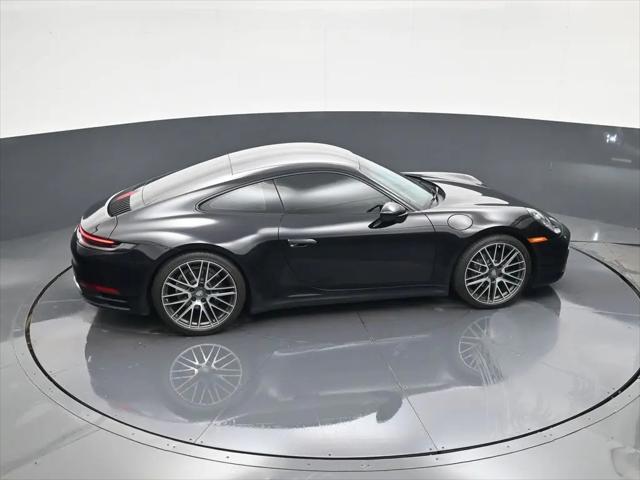 2024 Porsche 911 Carrera 4