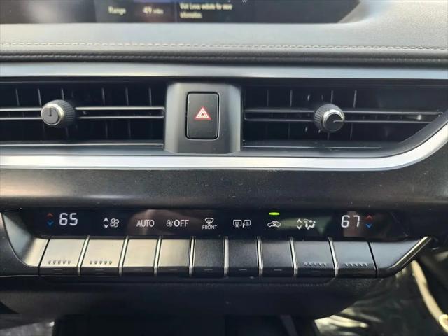 2019 Lexus UX 200 UX 200