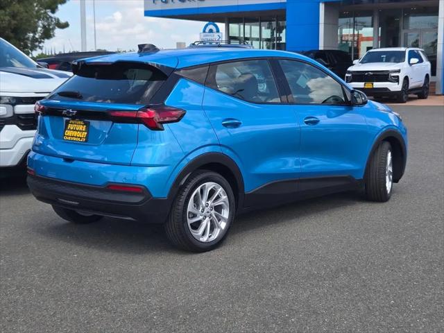 2027 Chevrolet Bolt LT FWD