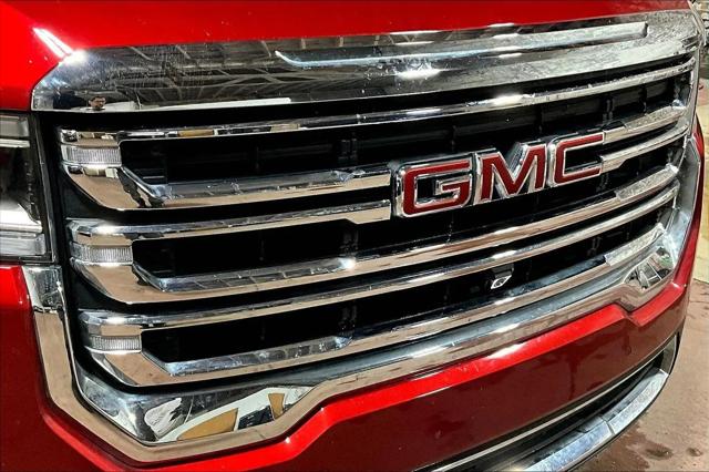 2023 GMC Acadia AWD SLT