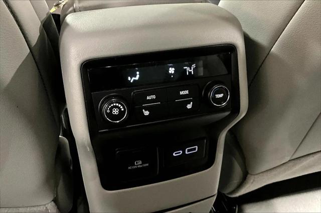 2023 GMC Acadia AWD SLT
