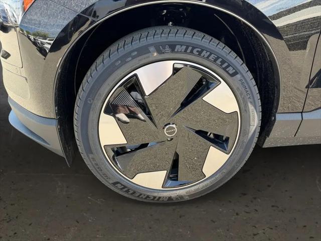 2026 Volvo EX30 Plus Twin Motor Performance, Fully electric