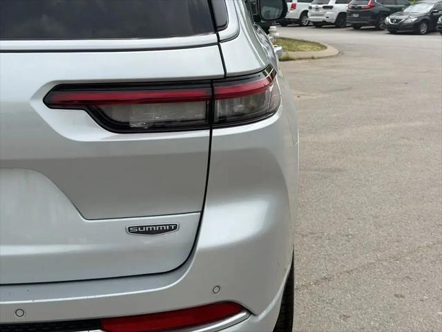 2023 Jeep Grand Cherokee L Summit 4x4