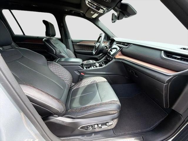 2023 Jeep Grand Cherokee L Summit 4x4