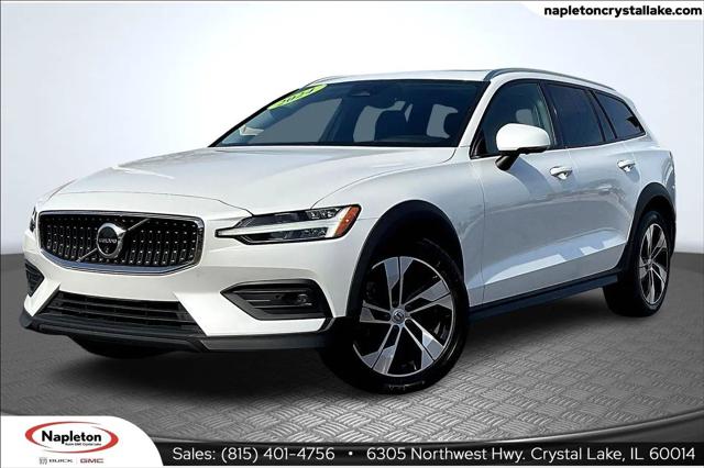 2024 Volvo V60 Cross Country B5 Plus for sale in Crystal Lake, IL