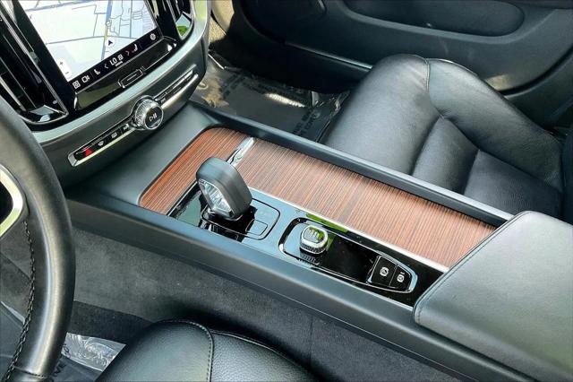 2024 Volvo V60 Cross Country B5 Plus
