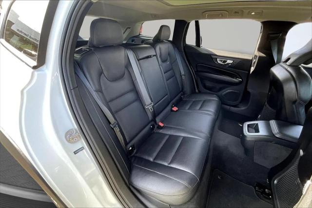 2024 Volvo V60 Cross Country B5 Plus