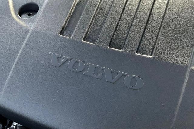 2024 Volvo V60 Cross Country B5 Plus