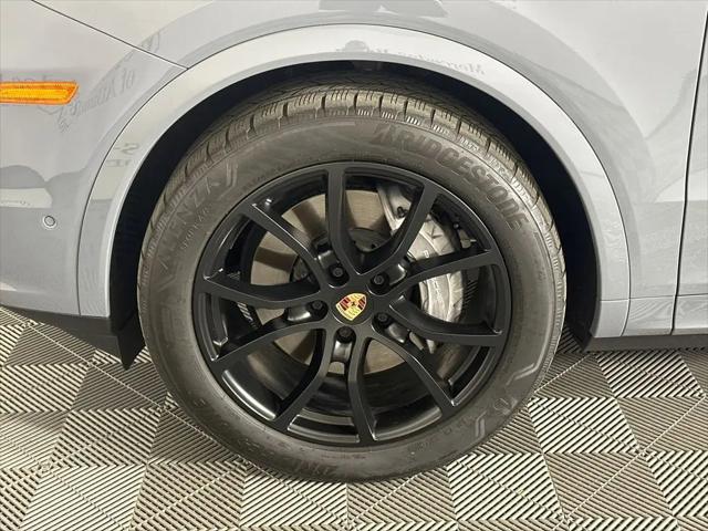 2025 Porsche Cayenne Cayenne