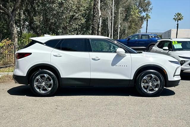 2025 Chevrolet Blazer AWD 2LT