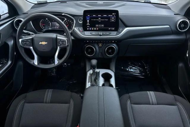 2025 Chevrolet Blazer AWD 2LT