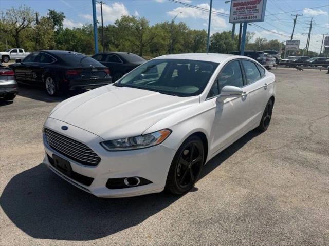 2016 Ford Fusion SE for sale in Garland, TX
