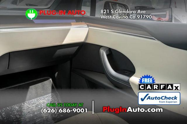 2023 Tesla Model X Standard Range