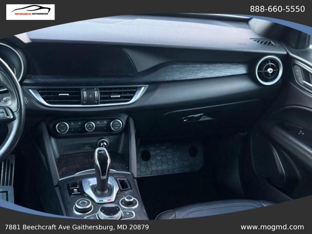 2022 Alfa Romeo Stelvio Sprint AWD